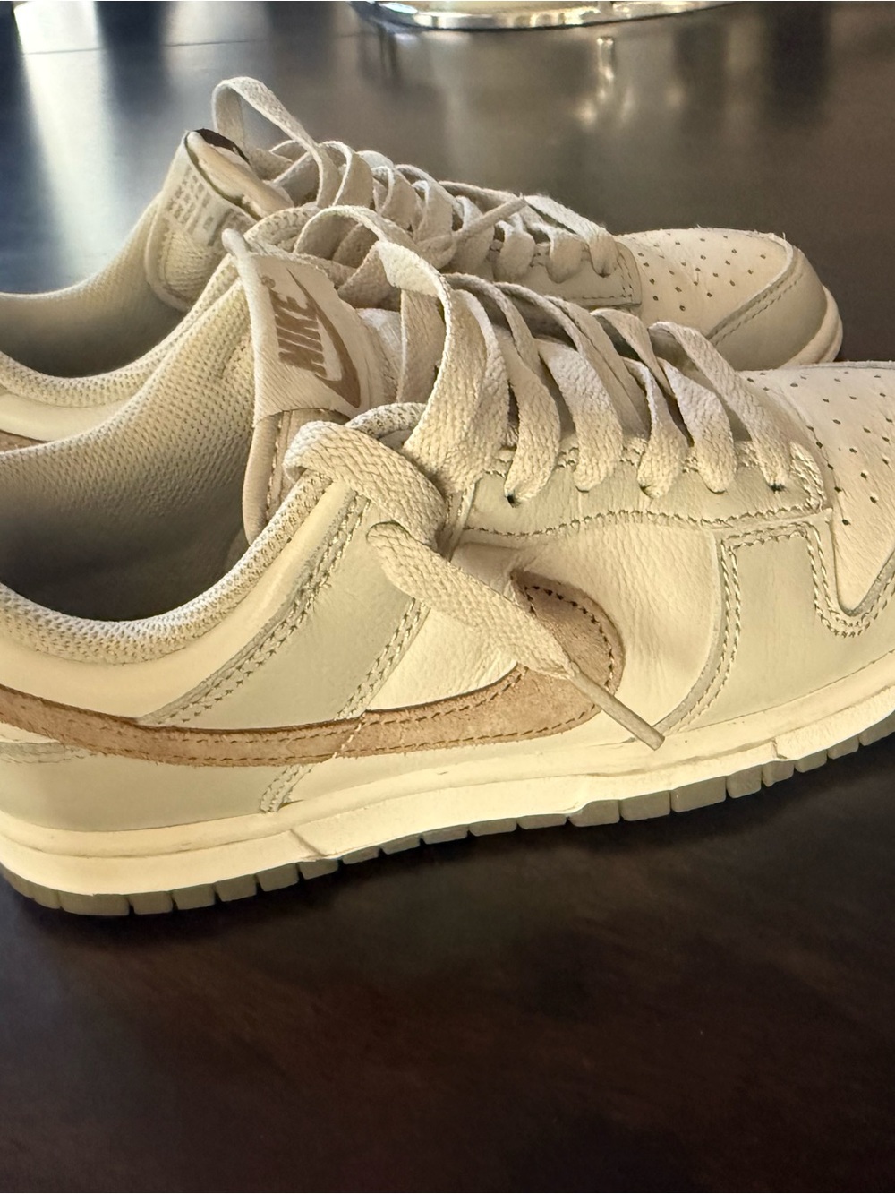 Nike Boys Low-Top Sneakers in Off-White with Beige Swoosh